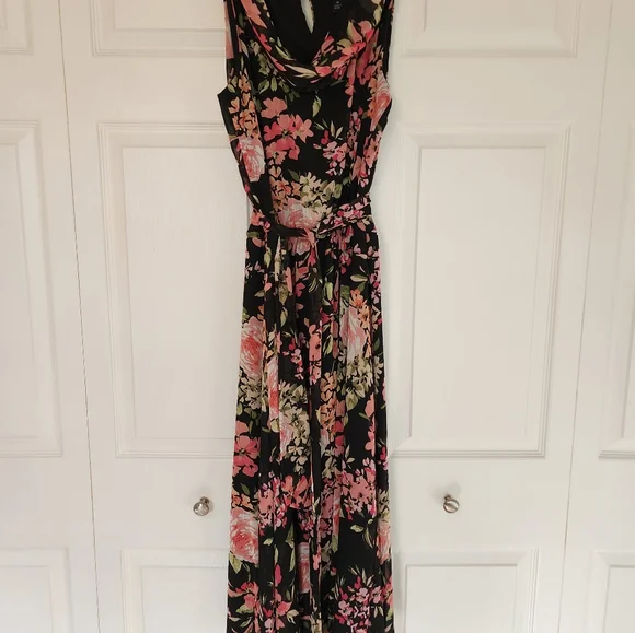 Spring dress - Picture 1 of 2
